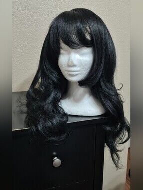 Black Long Wavy Women's Wig with Side Bangs In 1B.